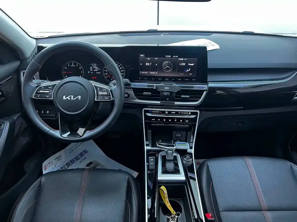 Kia KX3 — фото 8