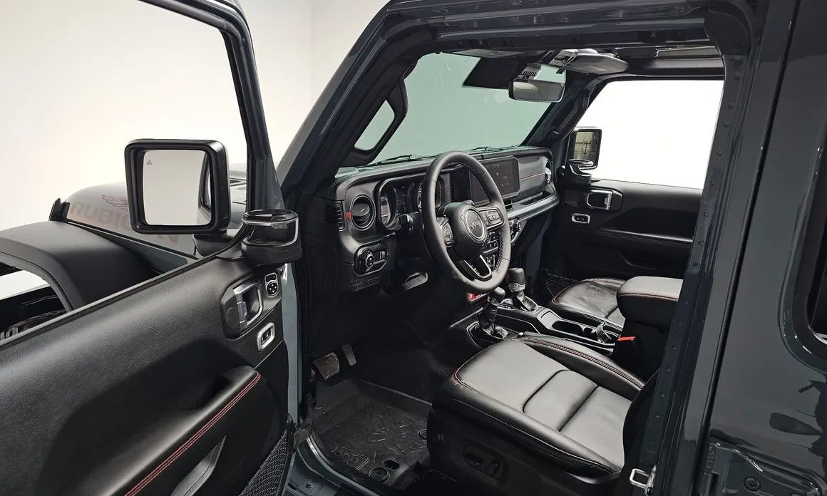 Jeep Wrangler — фото 10