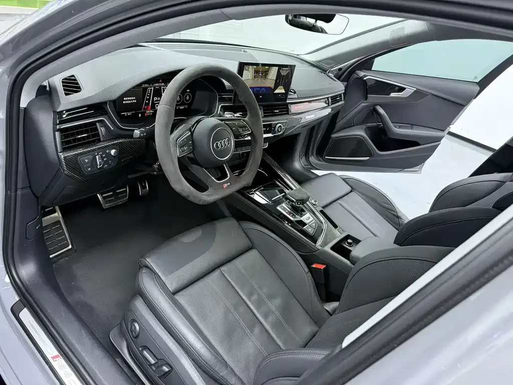 Audi RS 4 — фото 6