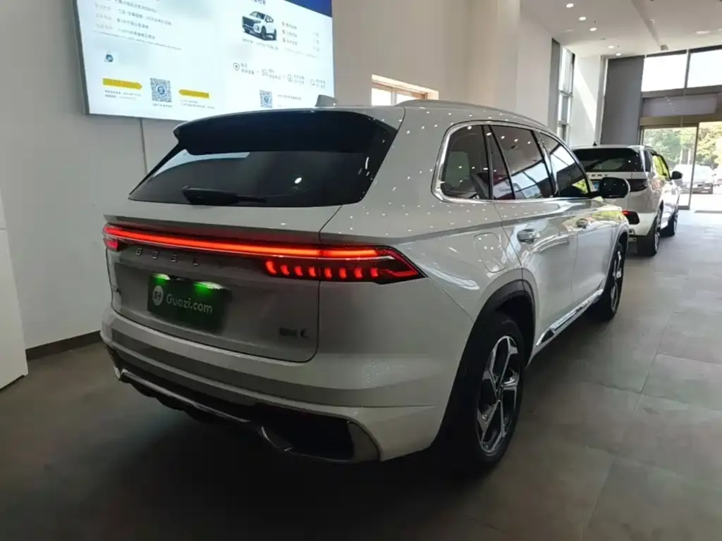 Geely Xingyue L — фото 3