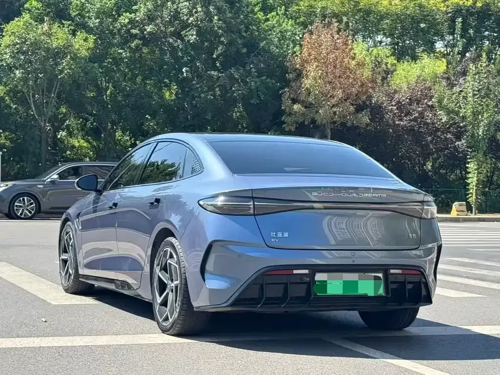 BYD Seal — фото 4