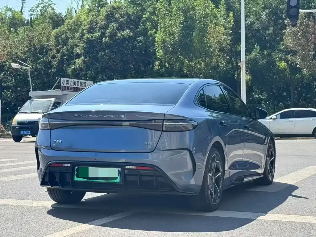 BYD Seal — фото 6
