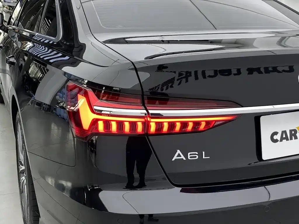 Audi A6L — фото 2