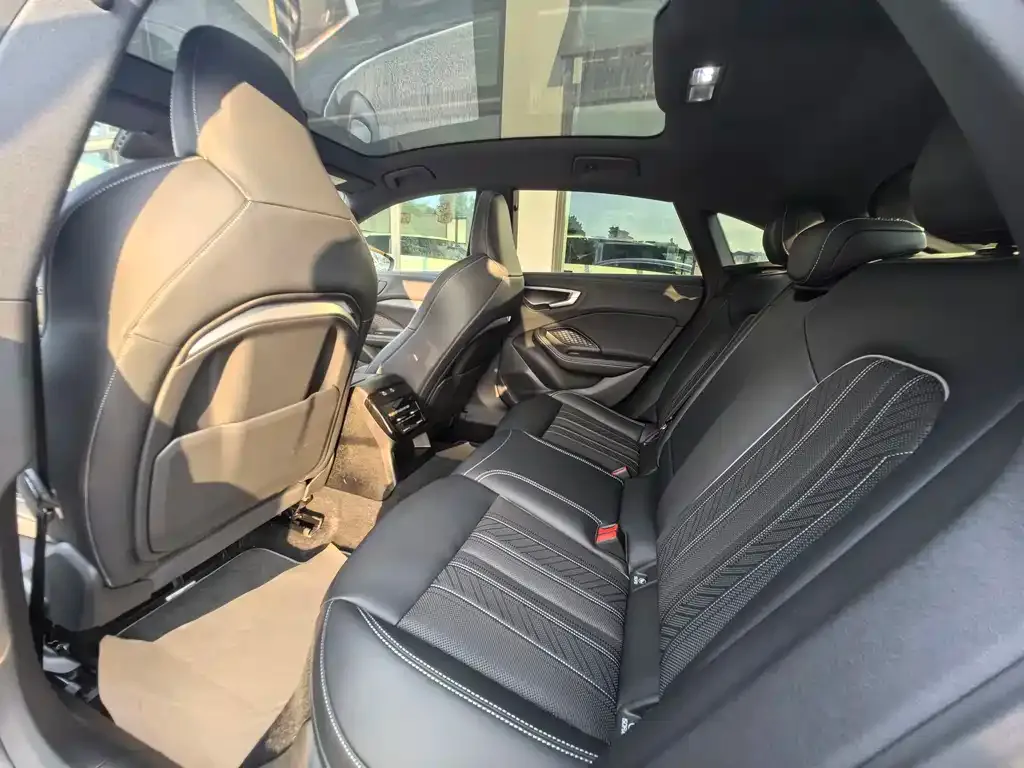 Audi A5L Sportback — фото 3
