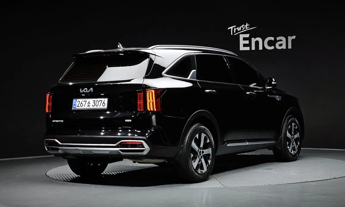 Kia Sorento — фото 4