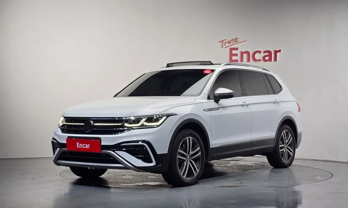 Volkswagen Tiguan — фото 1