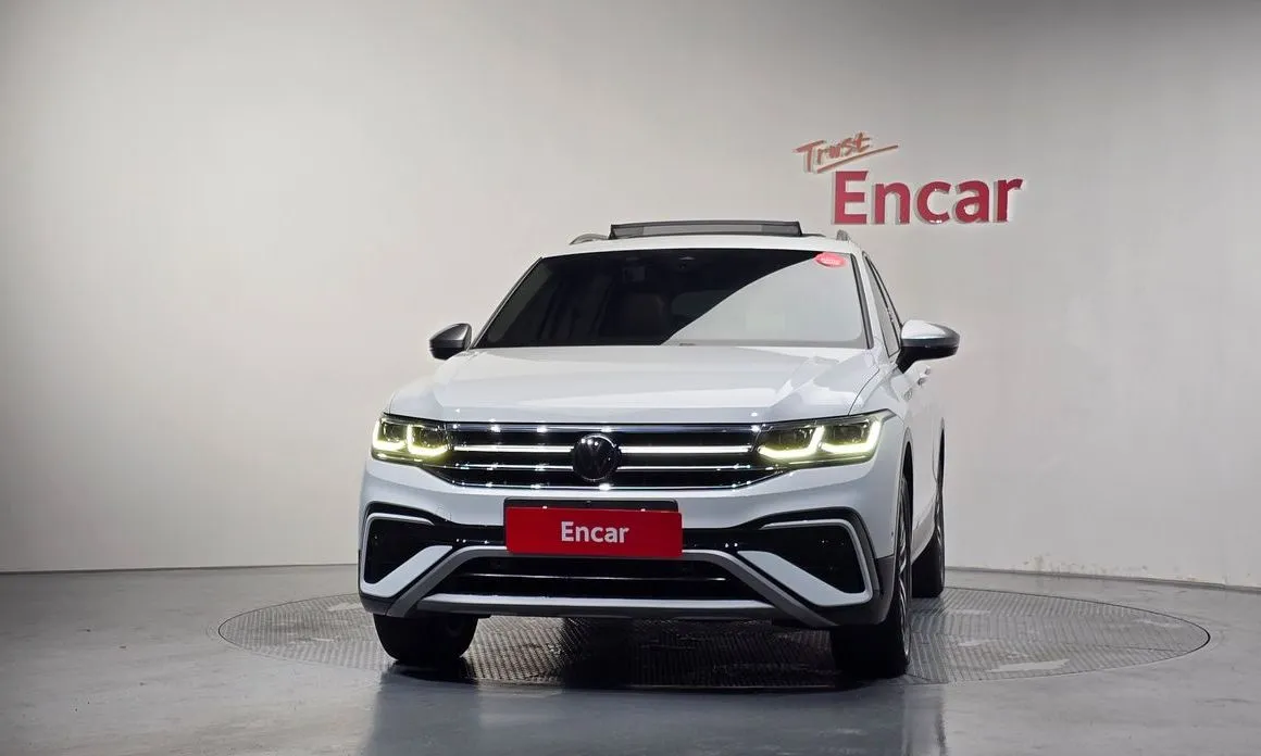 Volkswagen Tiguan — фото 7