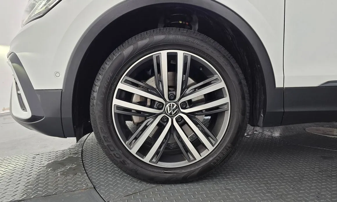 Volkswagen Tiguan — фото 5