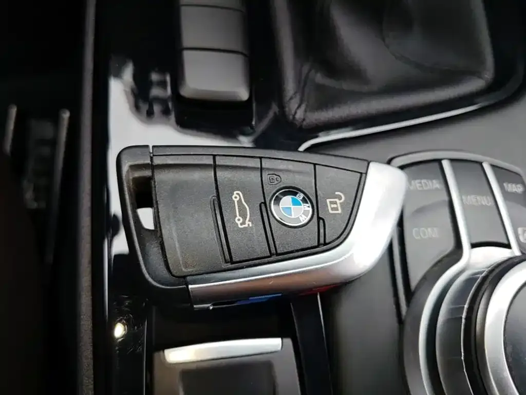 BMW X2 — фото 2