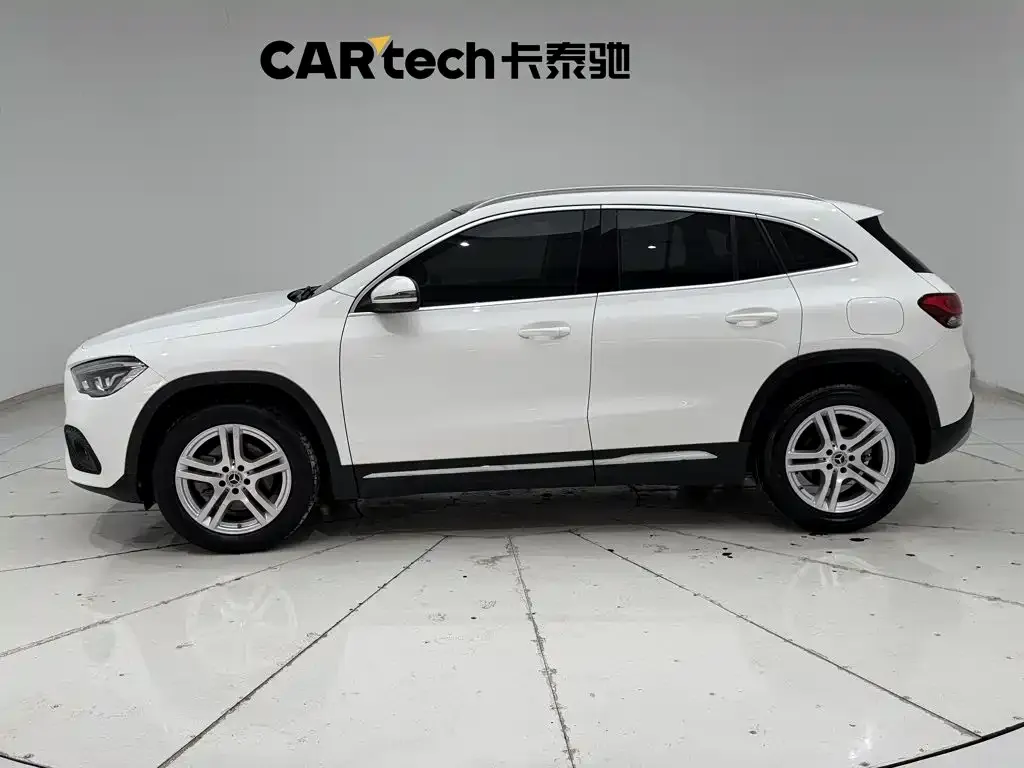 Mercedes-Benz GLA — фото 8
