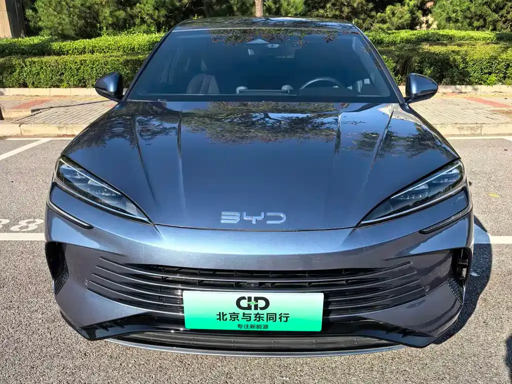 BYD Seal 07 DM-i — фото 10
