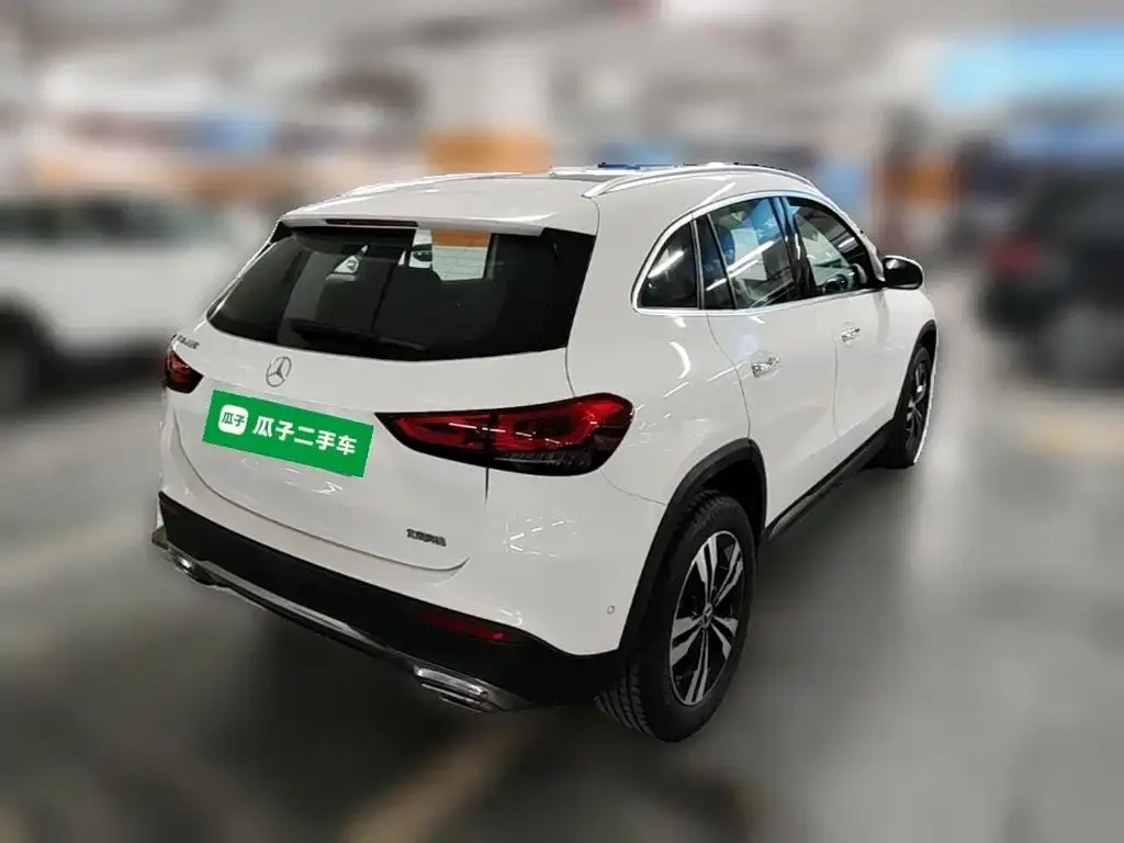 Mercedes-Benz GLA — фото 10