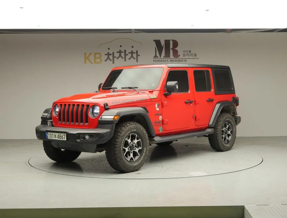 Jeep Wrangler — фото 1
