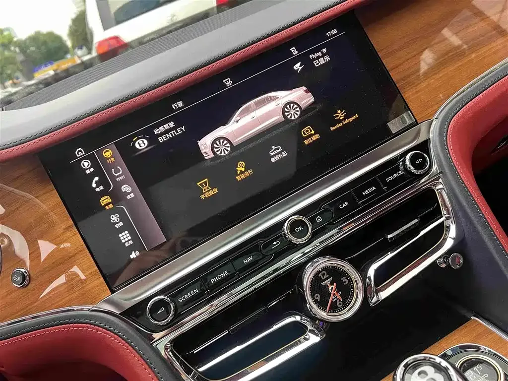 Bentley Flying Spur — фото 2