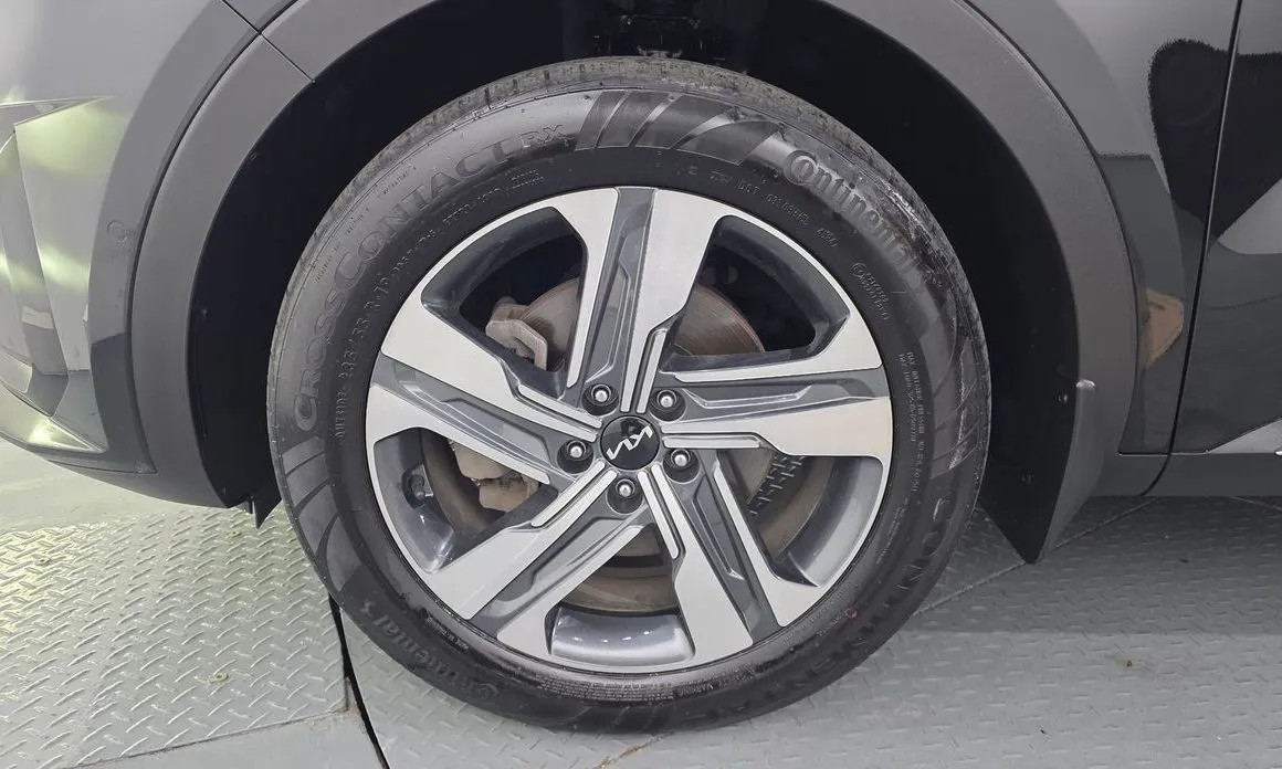 Kia Sorento — фото 7