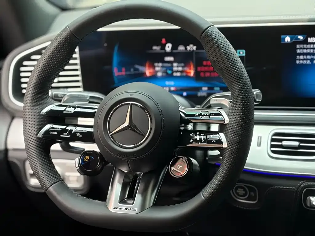 Mercedes-Benz GLE AMG — фото 8