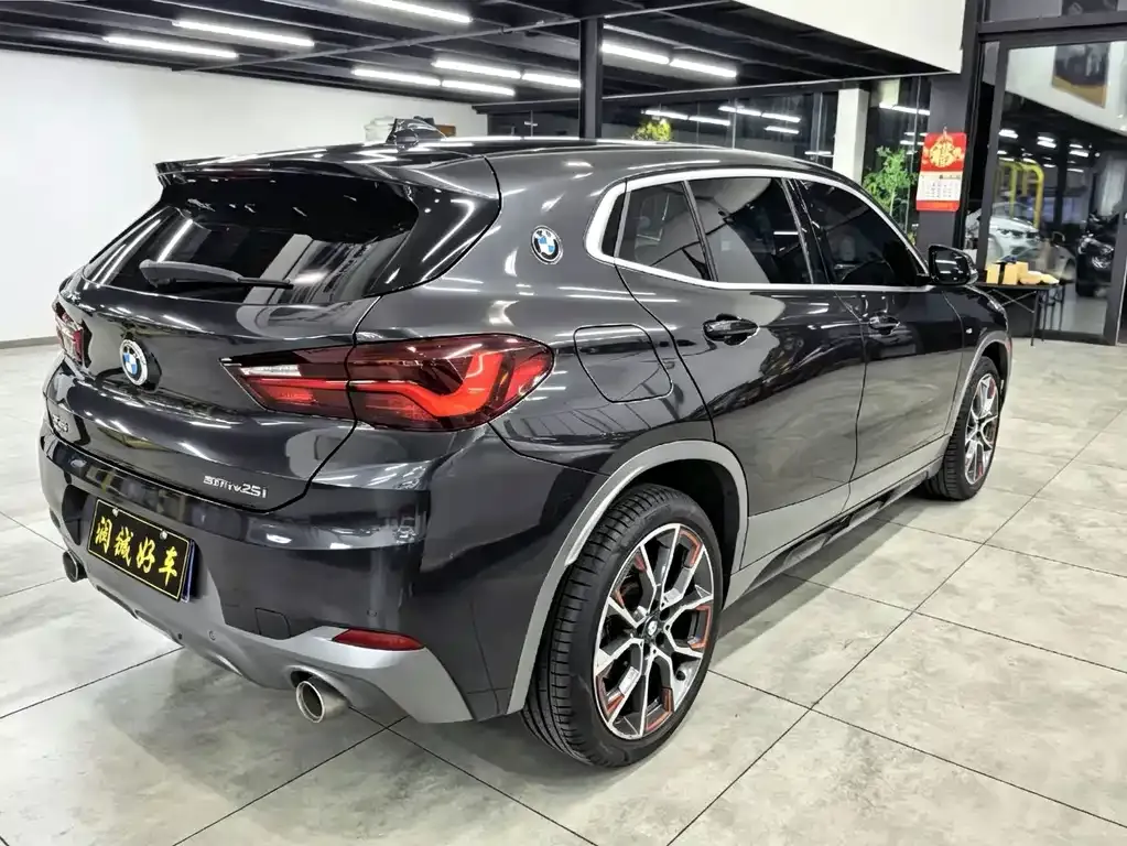 BMW X2 — фото 6