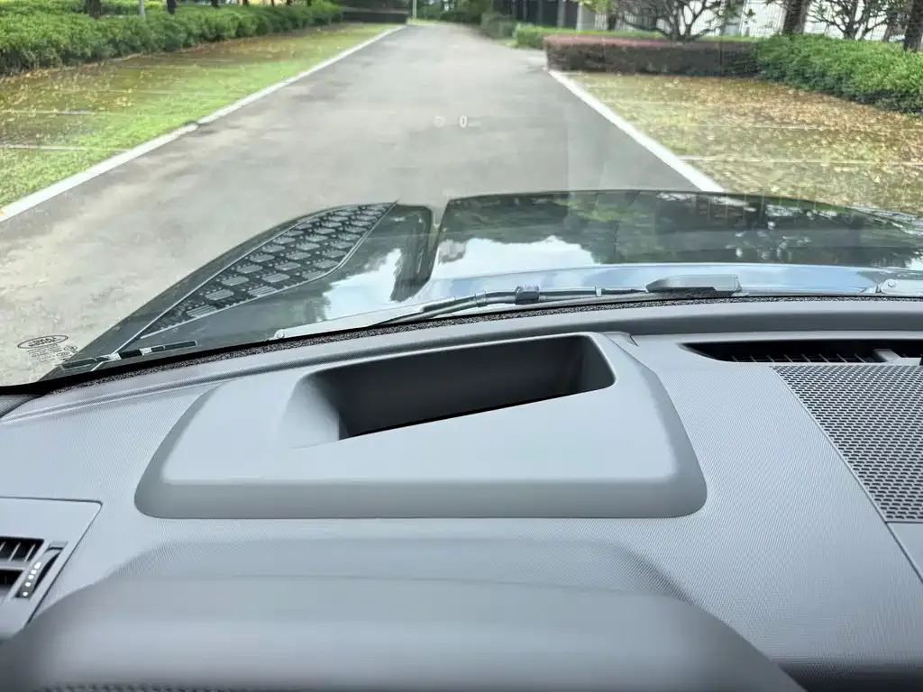 Land Rover Defender — фото 5