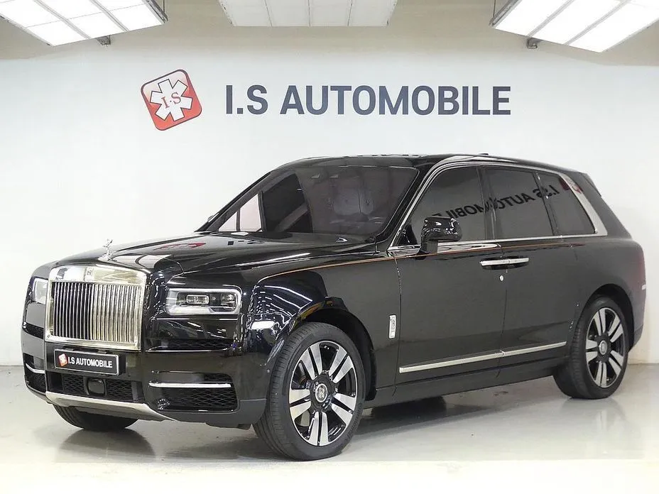 Rolls-Royce Cullinan — фото 1