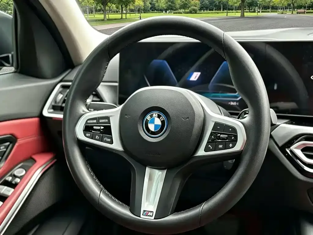 BMW i3 — фото 7