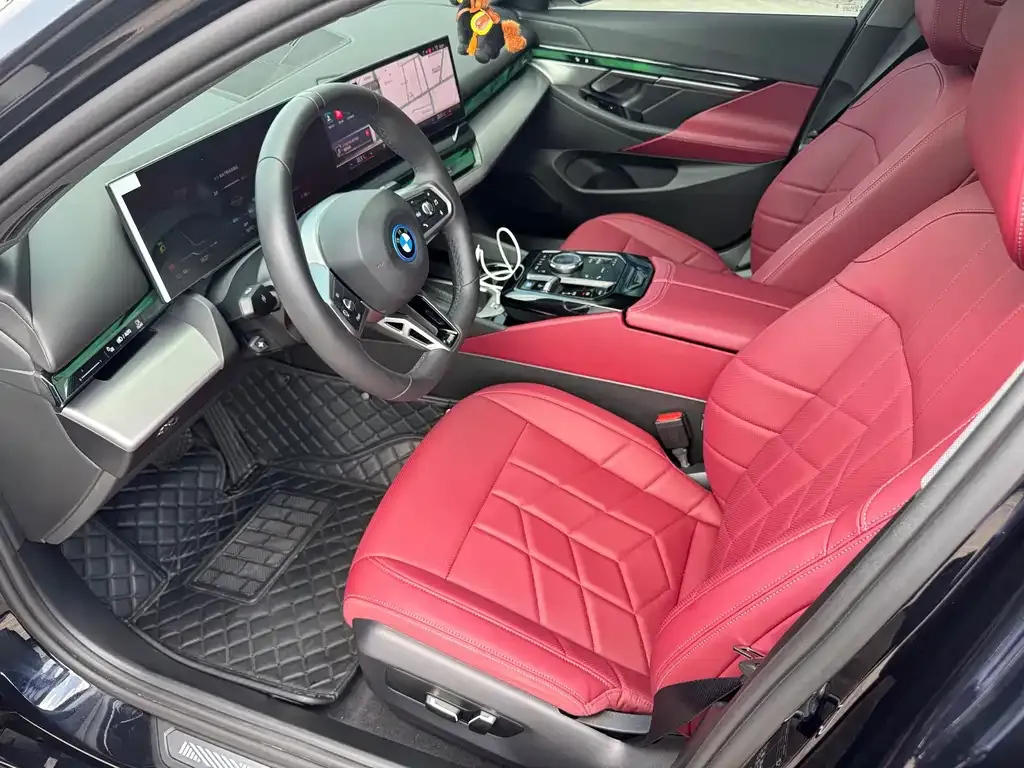 BMW i5 — фото 2