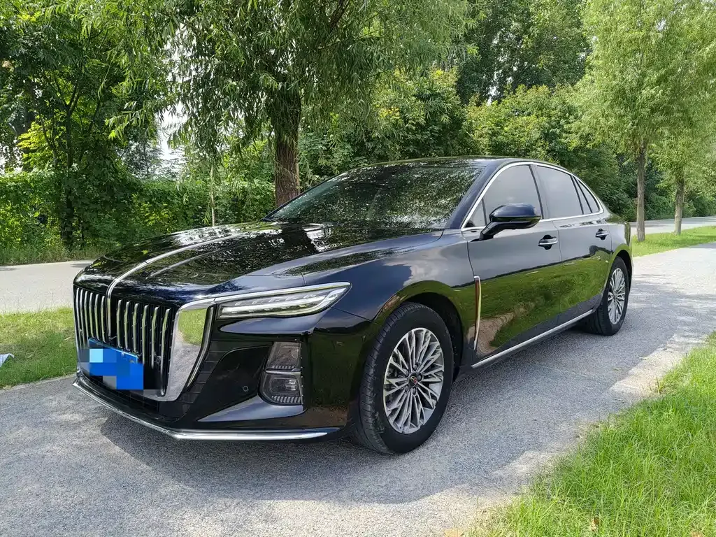 Hongqi H5 — фото 1
