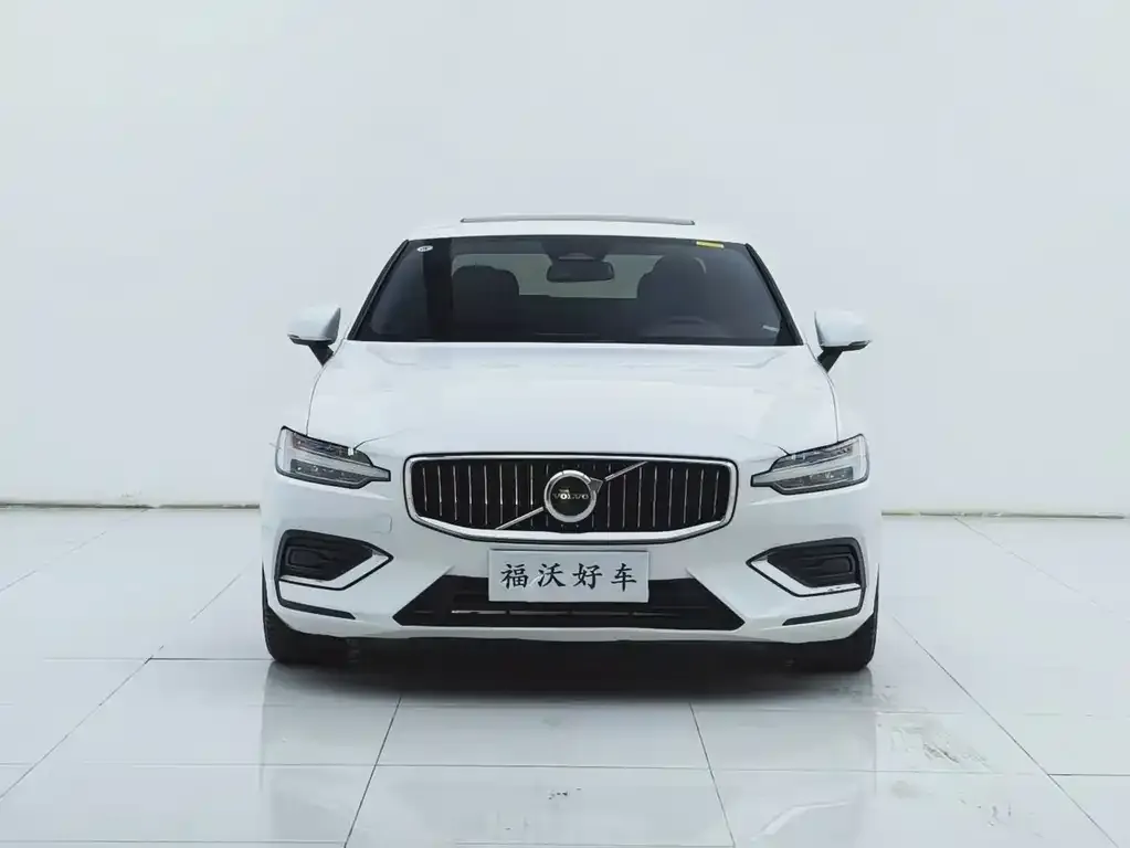 Volvo S60 — фото 2