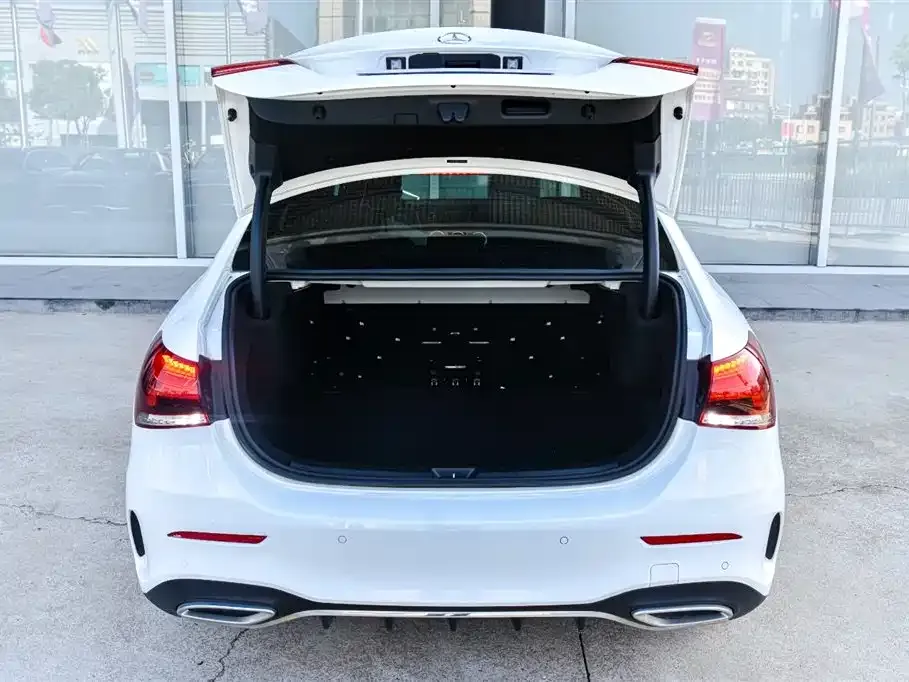 Mercedes-Benz A-Class — фото 10