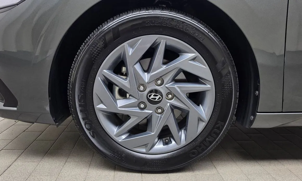 Hyundai AVANTE — фото 10