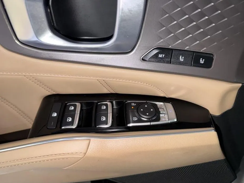 Kia Sorento — фото 8