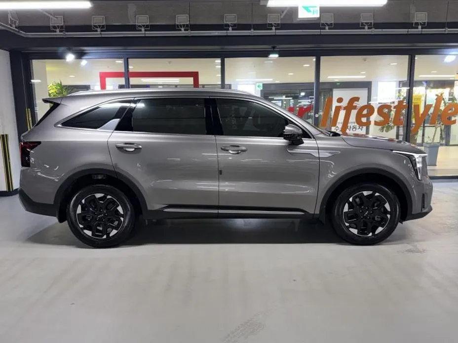 Kia Sorento — фото 5