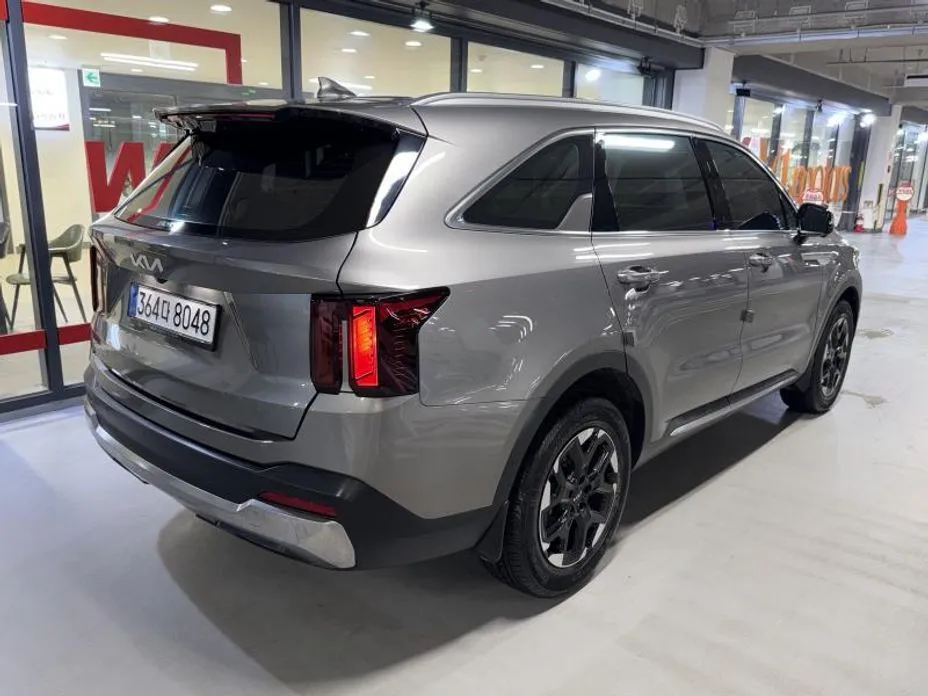 Kia Sorento — фото 9
