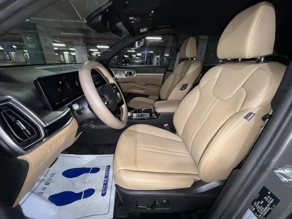 Kia Sorento — фото 10