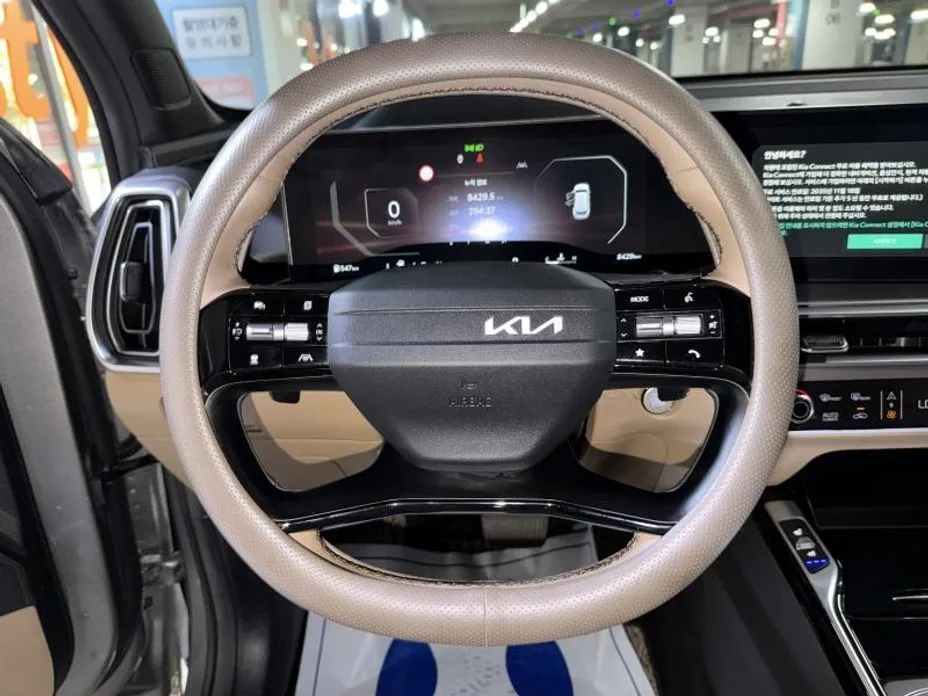 Kia Sorento — фото 6