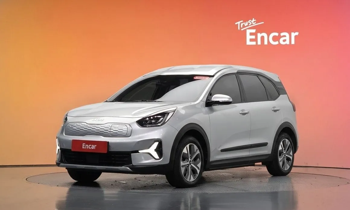 Kia Niro — фото 1