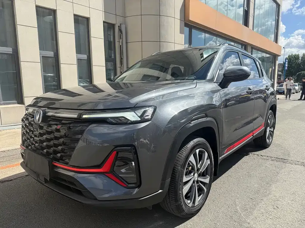 Changan CS35PLUS — фото 1