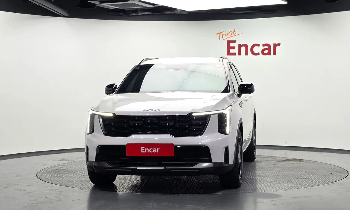 Kia Sorento — фото 6