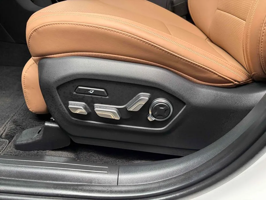 Hyundai Santafe — фото 4
