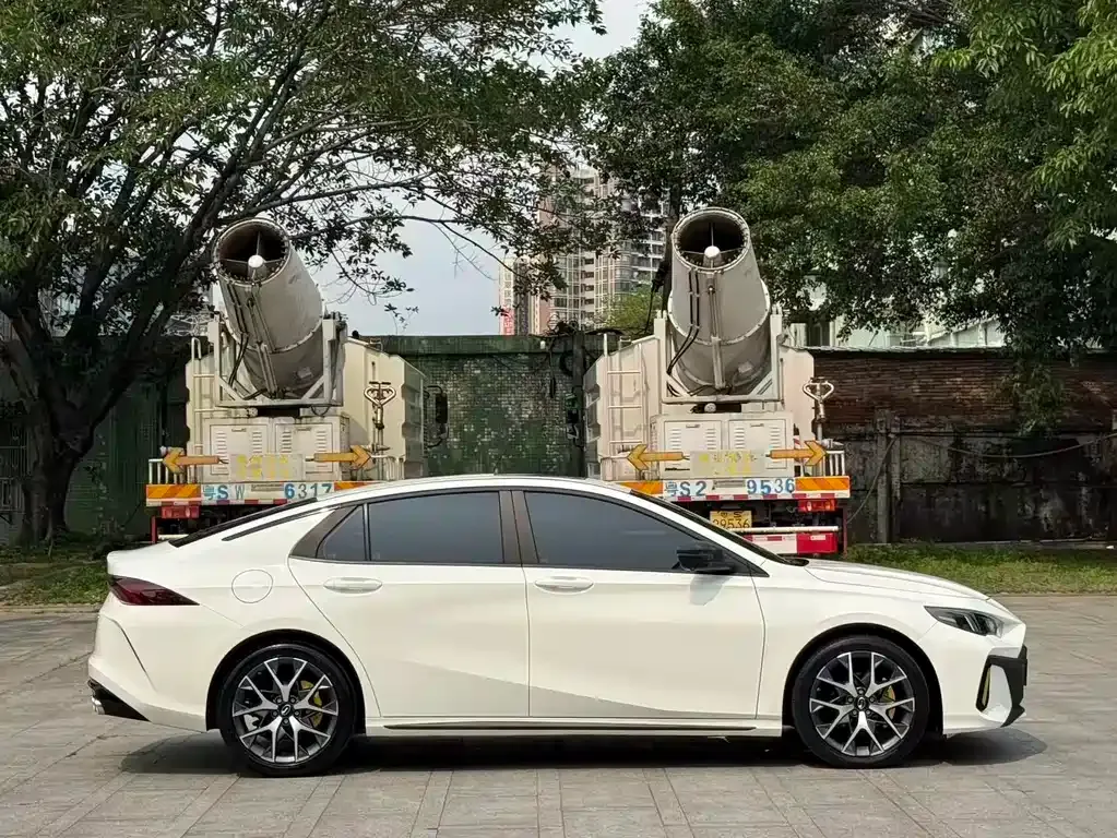 GAC Motor Shadow Leopard — фото 10