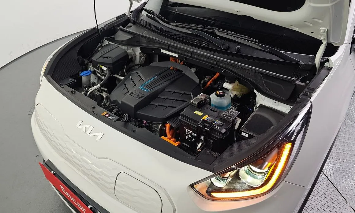 Kia Niro — фото 10
