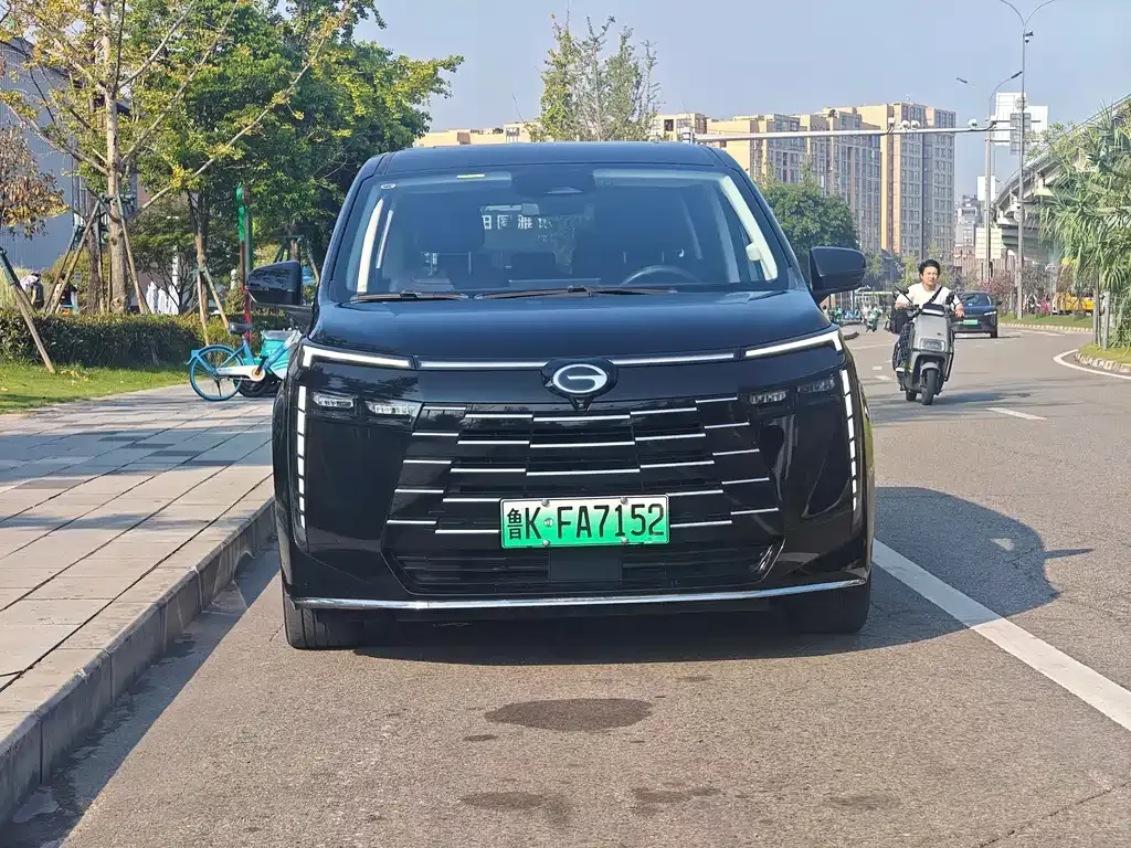 GAC Motor Trumpchi E8 PHEV — фото 7