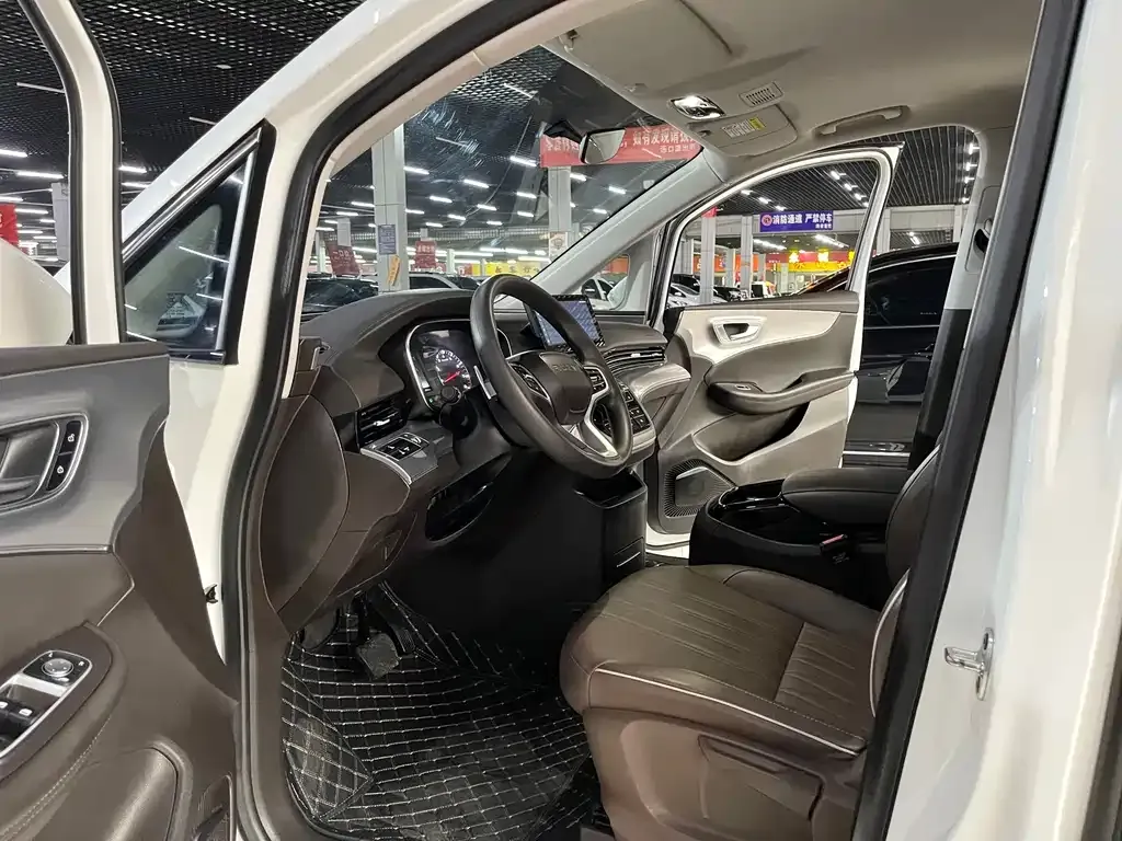 Roewe iMAX8 — фото 4
