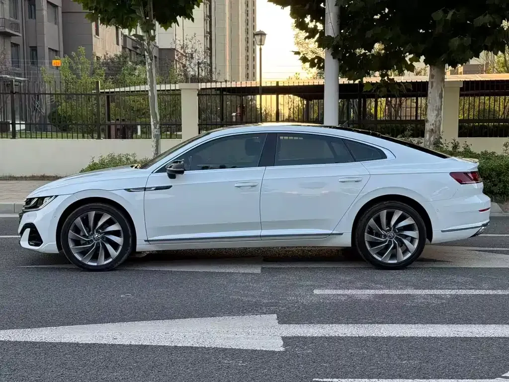 Volkswagen CC — фото 6