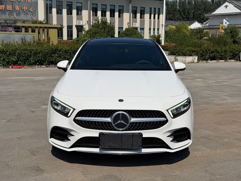 Mercedes-Benz A-Class — фото 10