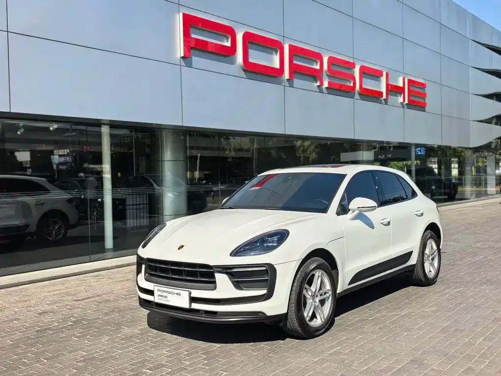 Porsche Macan — фото 1