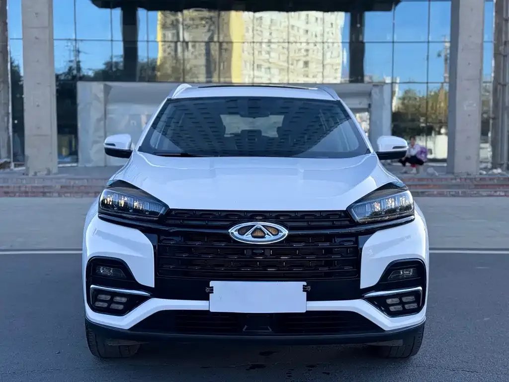 Chery Tiggo 8 — фото 4