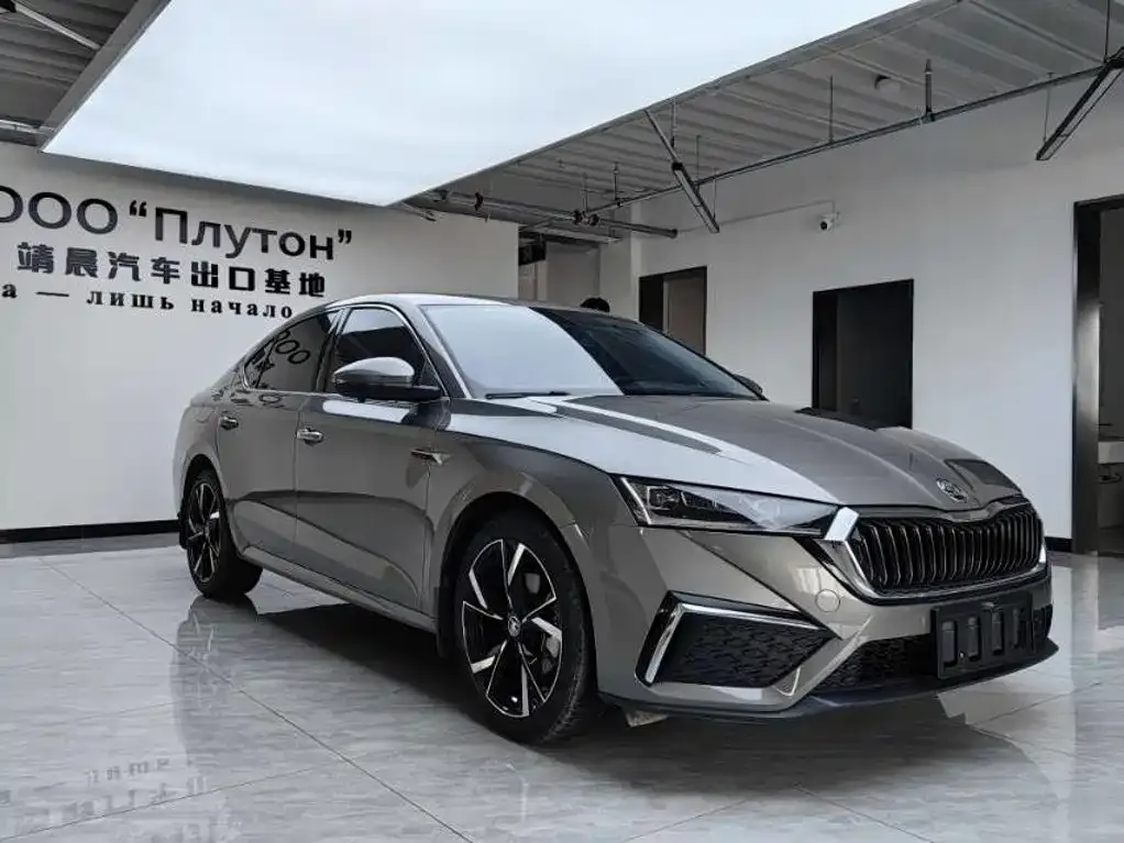 Skoda Octavia — фото 9