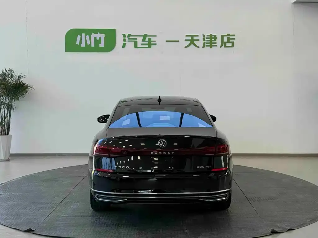 Volkswagen Passat — фото 8