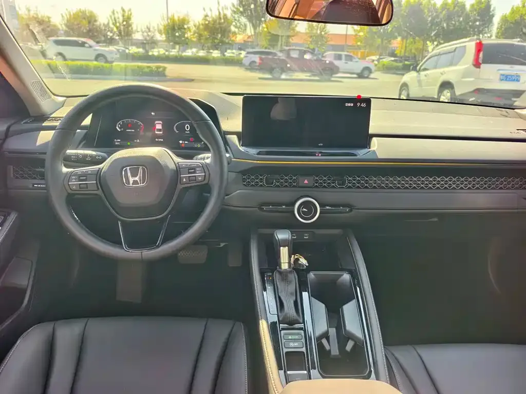 Honda Accord — фото 5