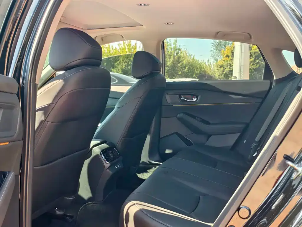 Honda Accord — фото 2